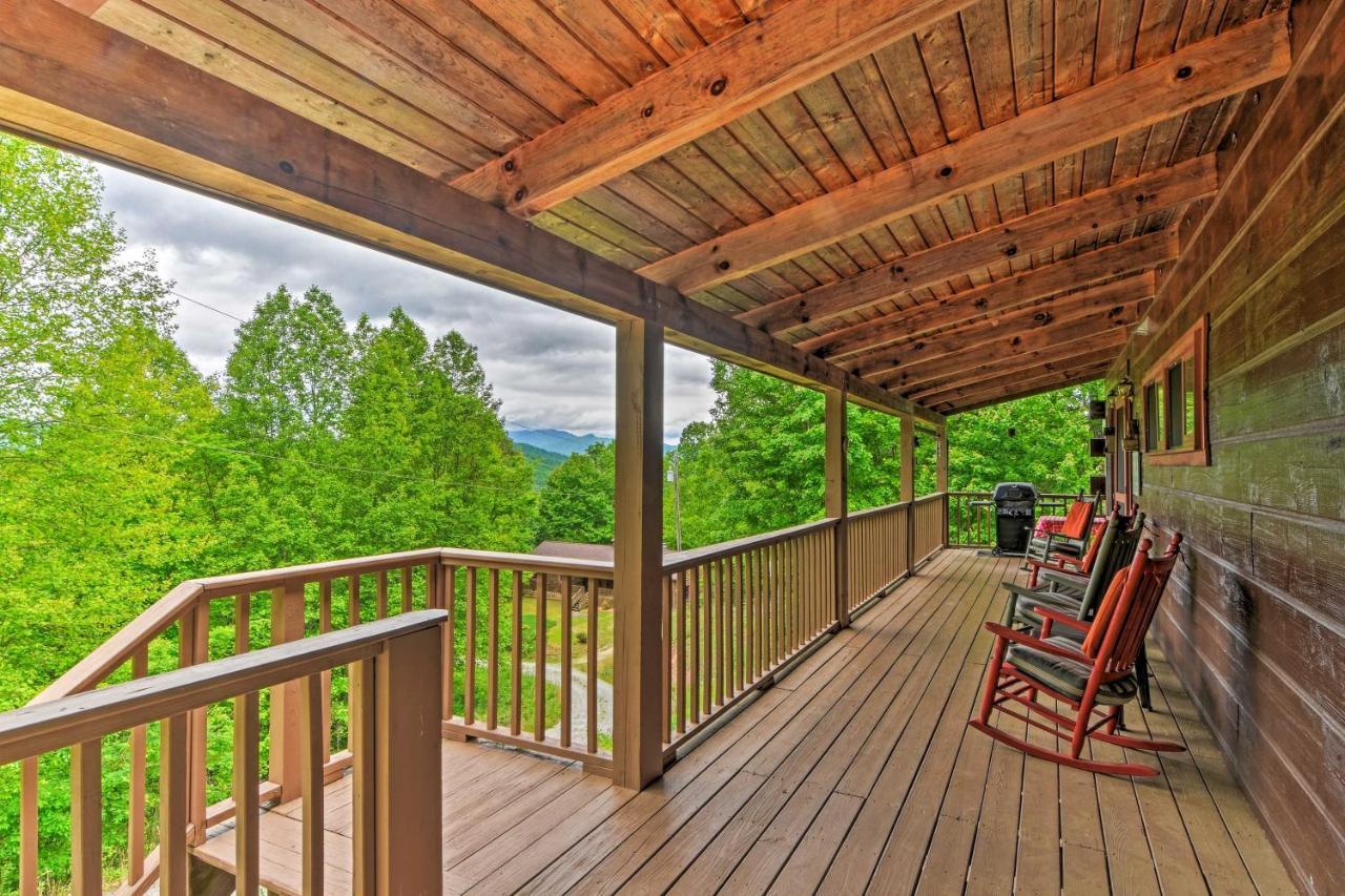 Bryson City Cabin With Hot Tub, Views And Pool Table! Luaran gambar