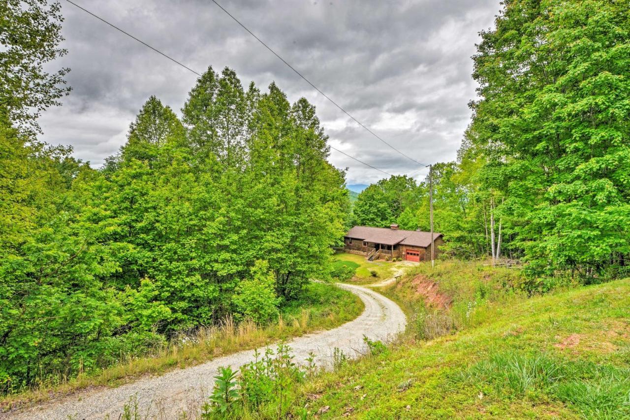 Bryson City Cabin With Hot Tub, Views And Pool Table! Luaran gambar