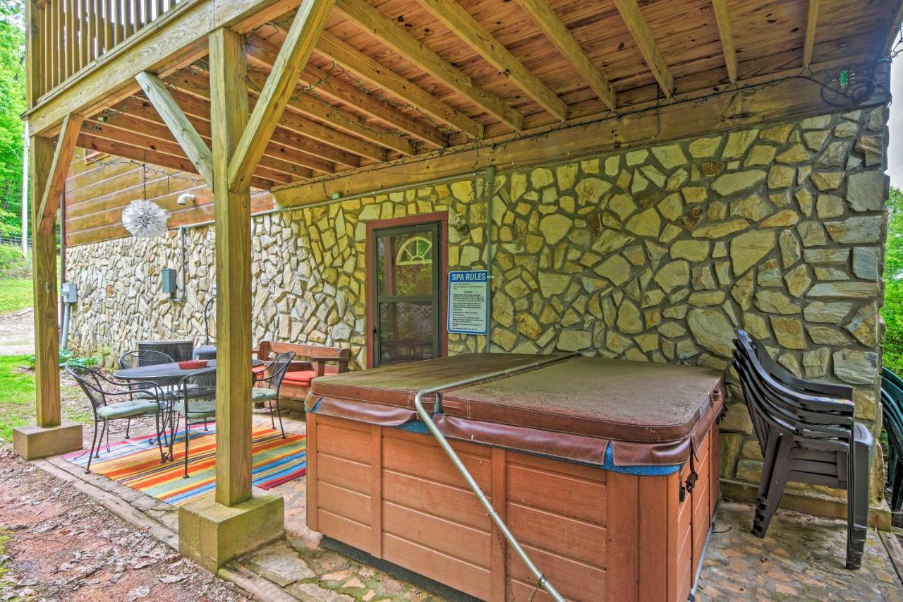 Bryson City Cabin With Hot Tub, Views And Pool Table! Luaran gambar