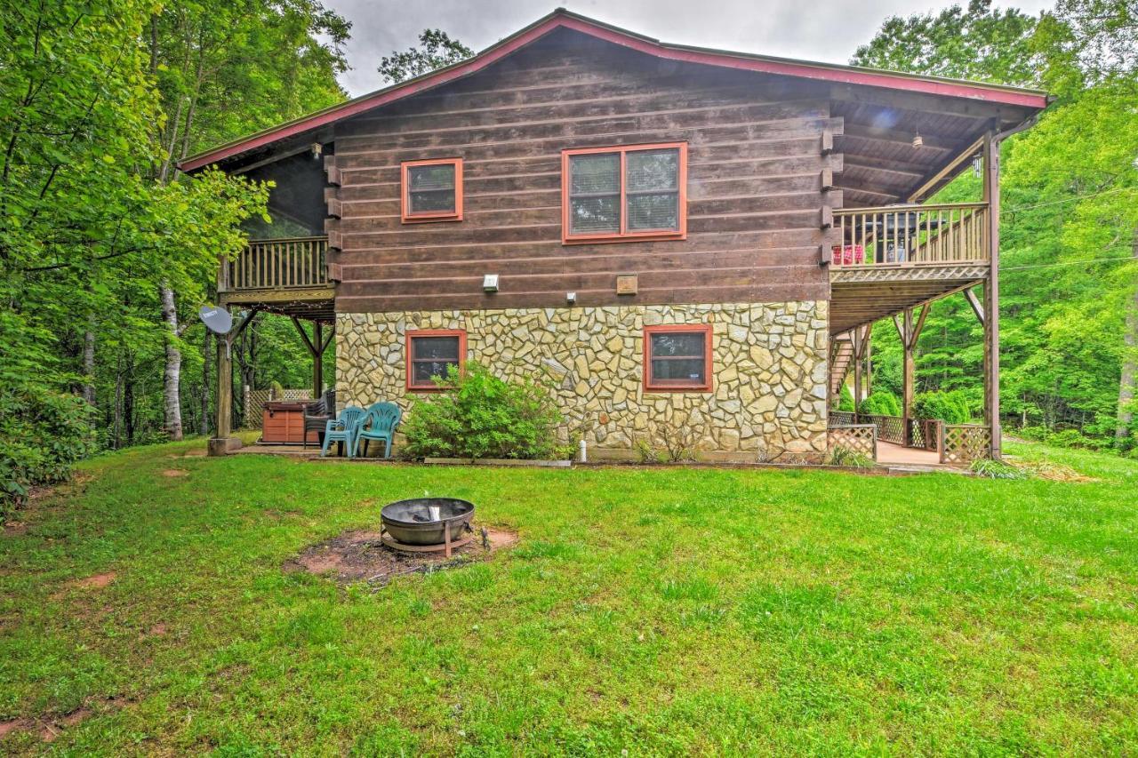Bryson City Cabin With Hot Tub, Views And Pool Table! Luaran gambar